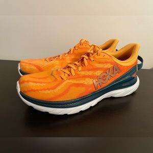 Hoka Mach Supersonic